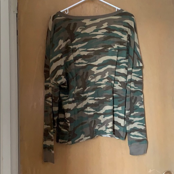 Forever 21+ Camo Thermal Top - Picture 5 of 7